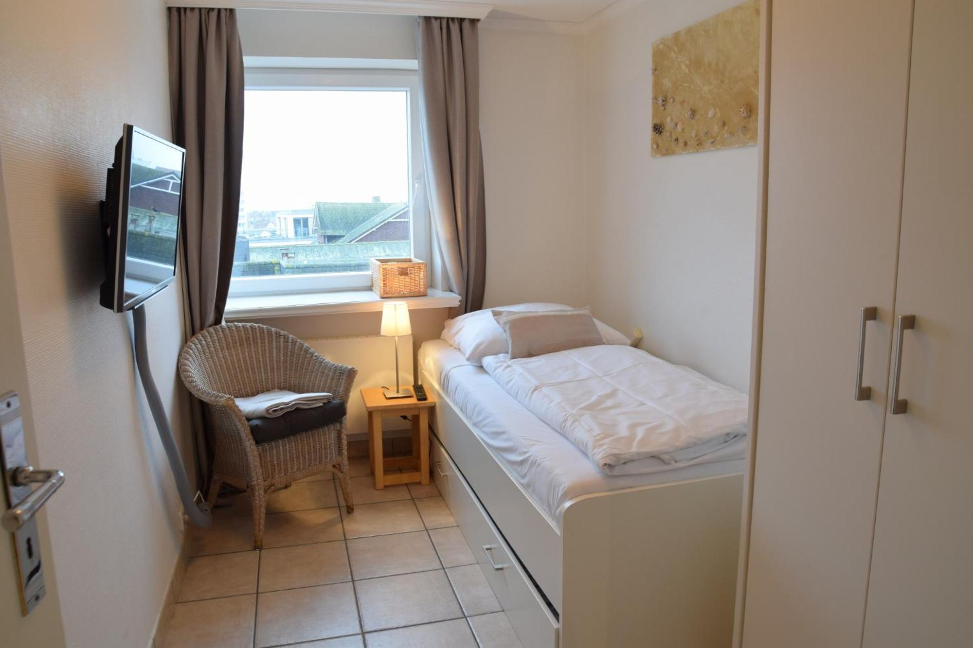 Strandnahe Ferienwohnung, Zentral Gelegen, Wlan Und Balkon, Andreas Dirks-Str. 1 Westerland Kültér fotó