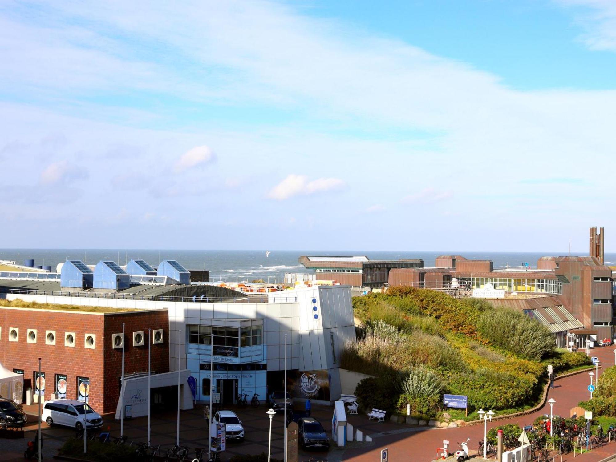 Strandnahe Ferienwohnung, Zentral Gelegen, Wlan Und Balkon, Andreas Dirks-Str. 1 Westerland Kültér fotó